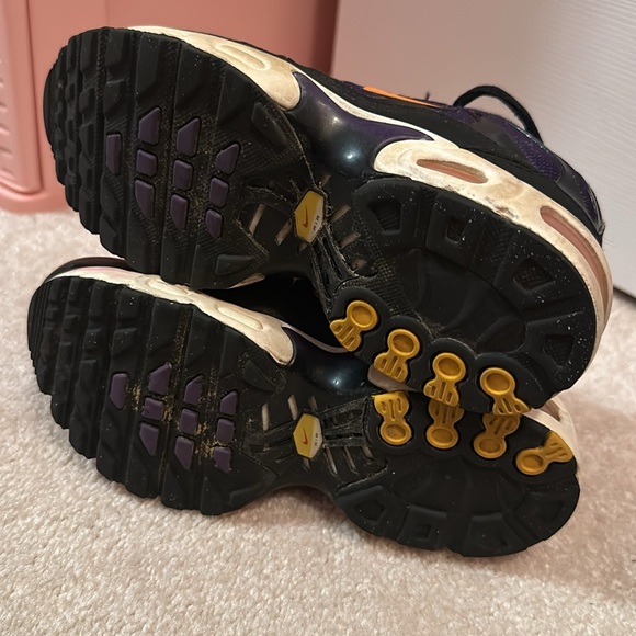 Nike Air Max Plus - Picture 4 of 6